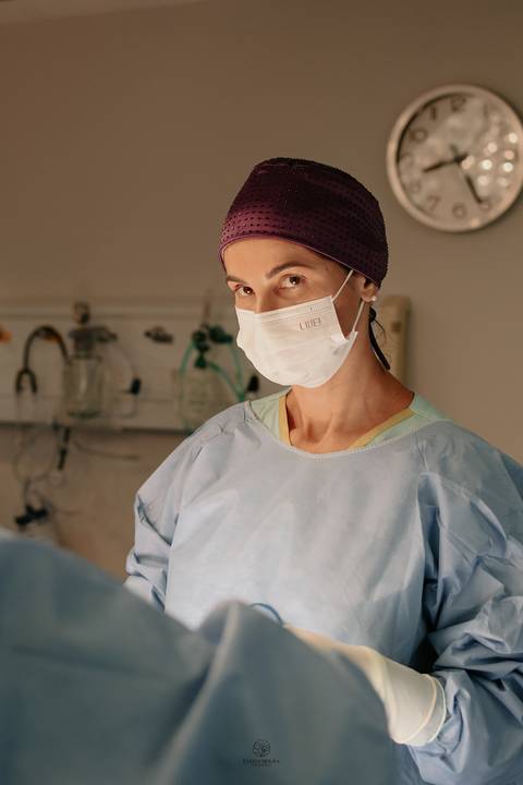 Fotografia de Parto - Newborn - Evelyn Moura Fotografia em Niterói, Rio de Janeiro - ensaio infantil - newborn de recém nascido - partos - parto em niteroi - registro de parto - maternidade são francisco - doce nascer - parto humanizado - andrea barbosa '