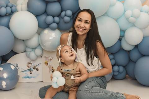 Ensaio de Acompanhamento de bebê. Evelyn Moura Fotografia. Fotógrafa em Niterói, Rio de Janeiro. Newborn. Festa infantil - Smash the cake - Smash the fruit - bebê - ensaio de 1 ano - viral - disney - festa de aniversário - volta ao mundo'