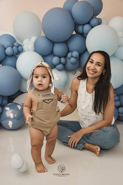 Ensaio de Acompanhamento de bebê. Evelyn Moura Fotografia. Fotógrafa em Niterói, Rio de Janeiro. Newborn. Festa infantil - Smash the cake - Smash the fruit - bebê - ensaio de 1 ano - viral - disney - festa de aniversário - volta ao mundo'