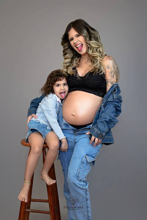 Ensaio Lifestyle Gestante - Ensaio Gestante Estúdio - Niterói, Rio de Janeiro - Evelyn Moura Fotografia - Ensaio de Gestante - Gestante - Newborn - Ensaio em casa - Doce gestar - ensaio estúdio gestante - parto - maternidade - ensaio externo em niterói'