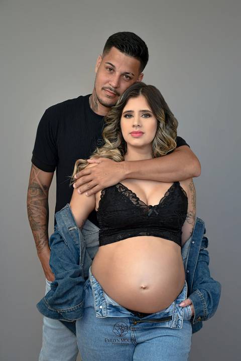 Ensaio Lifestyle Gestante - Ensaio Gestante Estúdio - Niterói, Rio de Janeiro - Evelyn Moura Fotografia - Ensaio de Gestante - Gestante - Newborn - Ensaio em casa - Doce gestar - ensaio estúdio gestante - parto - maternidade - ensaio externo em niterói'