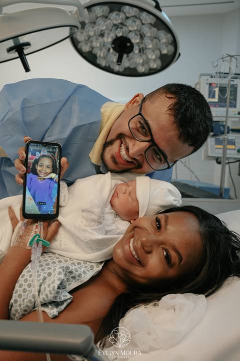 Fotografia de Parto - Newborn - Evelyn Moura Fotografia em Niterói, Rio de Janeiro - ensaio infantil - newborn de recém nascido - partos - parto em niteroi - registro de parto - maternidade são francisco - doce nascer - parto humanizado - andrea barbosa '