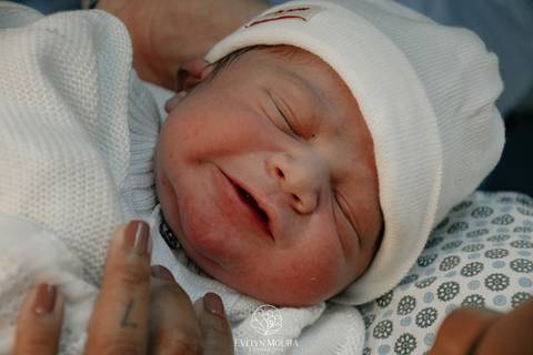 Fotografia de Parto - Newborn - Evelyn Moura Fotografia em Niterói, Rio de Janeiro - ensaio infantil - newborn de recém nascido - partos - parto em niteroi - registro de parto - maternidade são francisco - doce nascer - parto humanizado - andrea barbosa '