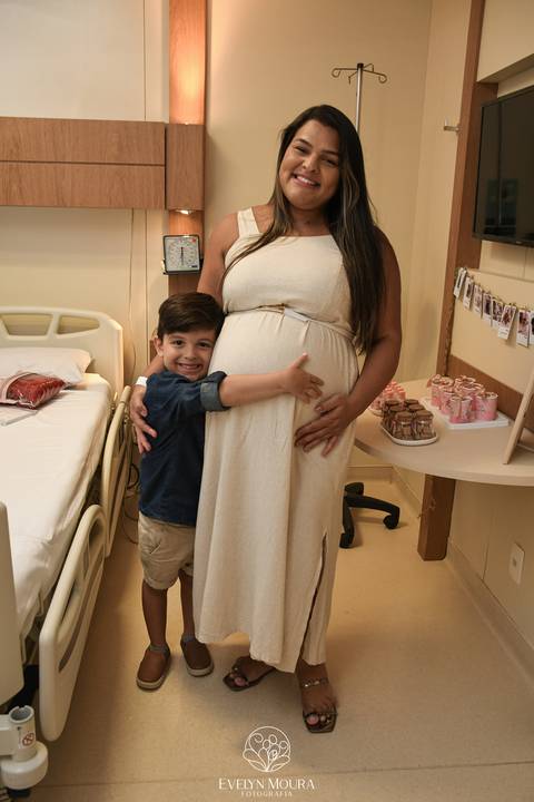 Fotografia de Parto - Newborn - Evelyn Moura Fotografia em Niterói, Rio de Janeiro - ensaio infantil - newborn de recém nascido - partos - parto em niteroi - registro de parto - maternidade são francisco - doce nascer - parto humanizado - andrea barbosa '