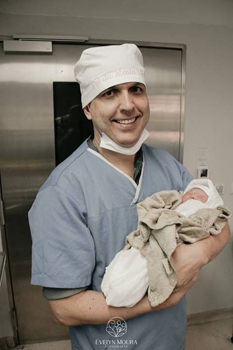 Fotografia de Parto - Newborn - Evelyn Moura Fotografia em Niterói, Rio de Janeiro - ensaio infantil - newborn de recém nascido - partos - parto em niteroi - registro de parto - maternidade são francisco - doce nascer - parto humanizado - andrea barbosa '