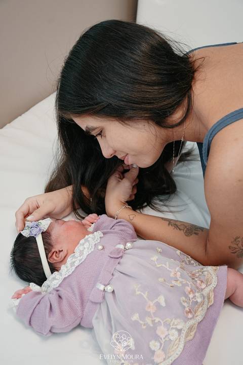 Fotografia de Parto - Newborn - Evelyn Moura Fotografia em Niterói, Rio de Janeiro - ensaio infantil - newborn de recém nascido - partos - parto em niteroi - registro de parto - maternidade são francisco - doce nascer - parto humanizado - andrea barbosa '