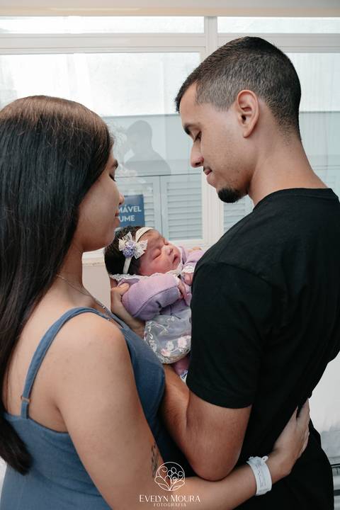 Fotografia de Parto - Newborn - Evelyn Moura Fotografia em Niterói, Rio de Janeiro - ensaio infantil - newborn de recém nascido - partos - parto em niteroi - registro de parto - maternidade são francisco - doce nascer - parto humanizado - andrea barbosa '