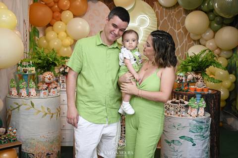 Festa Infantil - Evelyn Moura Fotografia - Fotografia em Niterói, Rio de Janeiro - casa de festa - decoração - decoração de festa - festa colorida- docinhos - bolo - criança - crianças - festa linda - tema aladdin - disney  - casa de festa '