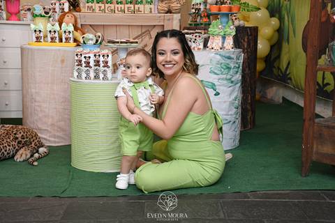 Festa Infantil - Evelyn Moura Fotografia - Fotografia em Niterói, Rio de Janeiro - casa de festa - decoração - decoração de festa - festa colorida- docinhos - bolo - criança - crianças - festa linda - tema aladdin - disney  - casa de festa '