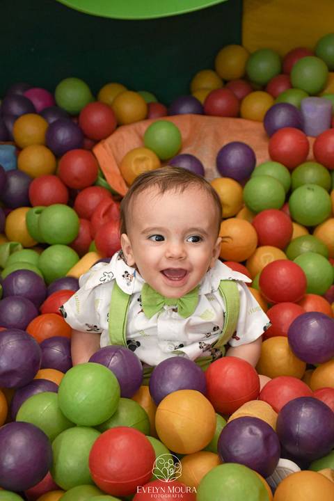 Festa Infantil - Evelyn Moura Fotografia - Fotografia em Niterói, Rio de Janeiro - casa de festa - decoração - decoração de festa - festa colorida- docinhos - bolo - criança - crianças - festa linda - tema aladdin - disney  - casa de festa '
