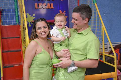 Festa Infantil - Evelyn Moura Fotografia - Fotografia em Niterói, Rio de Janeiro - casa de festa - decoração - decoração de festa - festa colorida- docinhos - bolo - criança - crianças - festa linda - tema aladdin - disney  - casa de festa '