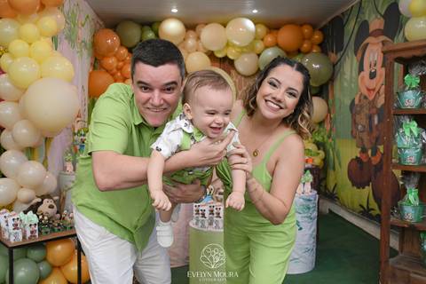 Festa Infantil - Evelyn Moura Fotografia - Fotografia em Niterói, Rio de Janeiro - casa de festa - decoração - decoração de festa - festa colorida- docinhos - bolo - criança - crianças - festa linda - tema aladdin - disney  - casa de festa '