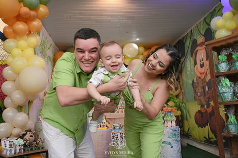 Festa Infantil - Evelyn Moura Fotografia - Fotografia em Niterói, Rio de Janeiro - casa de festa - decoração - decoração de festa - festa colorida- docinhos - bolo - criança - crianças - festa linda - tema aladdin - disney  - casa de festa '