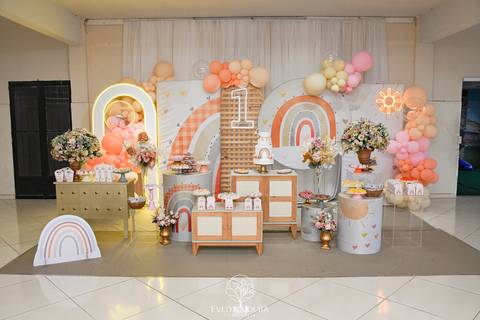 Festa Infantil - Evelyn Moura Fotografia - Fotografia em Niterói, Rio de Janeiro - casa de festa - decoração - decoração de festa - festa colorida- docinhos - bolo - criança - crianças - festa linda - tema aladdin - disney  - casa de festa '