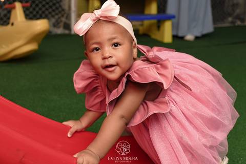 Festa Infantil - Evelyn Moura Fotografia - Fotografia em Niterói, Rio de Janeiro - casa de festa - decoração - decoração de festa - festa colorida- docinhos - bolo - criança - crianças - festa linda - tema aladdin - disney  - casa de festa '