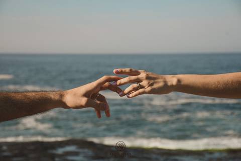 pre wedding - pre wedding na praia - niterói - fotografia de casal - evelyn moura fotografia - casal - amor'