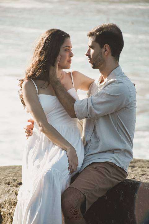 pre wedding - pre wedding na praia - niterói - fotografia de casal - evelyn moura fotografia - casal - amor'