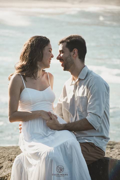 pre wedding - pre wedding na praia - niterói - fotografia de casal - evelyn moura fotografia - casal - amor'