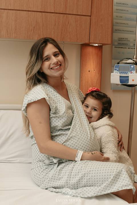 Fotografia de Parto - Newborn - Evelyn Moura Fotografia em Niterói, Rio de Janeiro - ensaio infantil - newborn de recém nascido - partos - parto em niteroi - registro de parto - maternidade são francisco - doce nascer - parto humanizado - andrea barbosa '