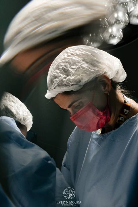 Fotografia de Parto - Newborn - Evelyn Moura Fotografia em Niterói, Rio de Janeiro - ensaio infantil - newborn de recém nascido - partos - parto em niteroi - registro de parto - maternidade são francisco - doce nascer - parto humanizado - andrea barbosa '