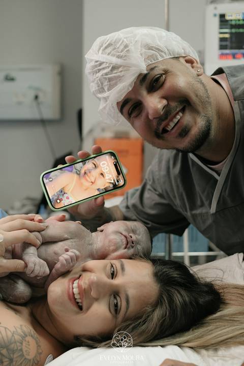 Fotografia de Parto - Newborn - Evelyn Moura Fotografia em Niterói, Rio de Janeiro - ensaio infantil - newborn de recém nascido - partos - parto em niteroi - registro de parto - maternidade são francisco - doce nascer - parto humanizado - andrea barbosa '