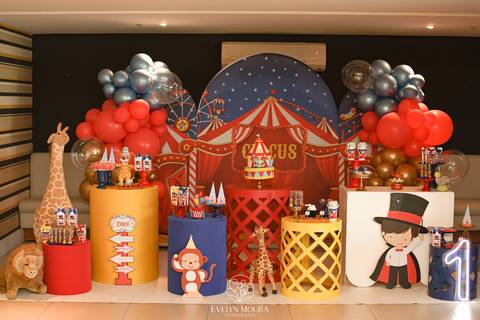 Festa Infantil - Evelyn Moura Fotografia - Fotografia em Niterói, Rio de Janeiro - casa de festa - decoração - decoração de festa - festa colorida- docinhos - bolo - criança - crianças - festa linda - tema aladdin - disney  - casa de festa '