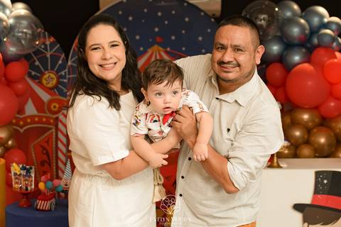Festa Infantil - Evelyn Moura Fotografia - Fotografia em Niterói, Rio de Janeiro - casa de festa - decoração - decoração de festa - festa colorida- docinhos - bolo - criança - crianças - festa linda - tema aladdin - disney  - casa de festa '