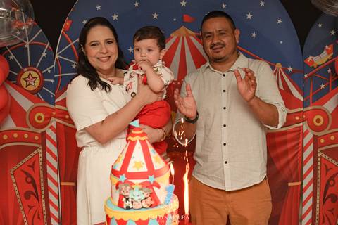 Festa Infantil - Evelyn Moura Fotografia - Fotografia em Niterói, Rio de Janeiro - casa de festa - decoração - decoração de festa - festa colorida- docinhos - bolo - criança - crianças - festa linda - tema aladdin - disney  - casa de festa '