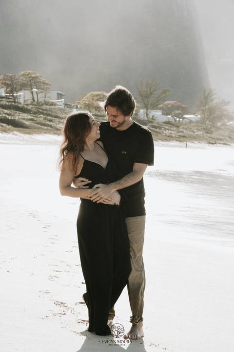 Ensaio Lifestyle Gestante - Ensaio Gestante Estúdio - Niterói, Rio de Janeiro - Evelyn Moura Fotografia - Ensaio de Gestante - Gestante - Newborn - Ensaio em casa - Doce gestar - ensaio estúdio gestante - parto - maternidade - ensaio externo em niterói'