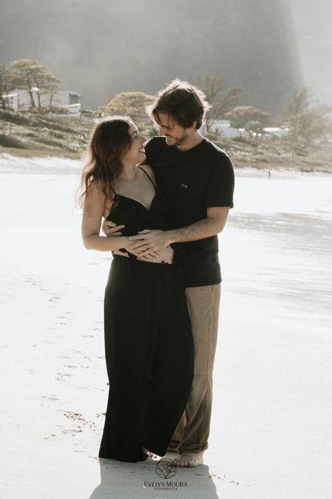 Ensaio Lifestyle Gestante - Ensaio Gestante Estúdio - Niterói, Rio de Janeiro - Evelyn Moura Fotografia - Ensaio de Gestante - Gestante - Newborn - Ensaio em casa - Doce gestar - ensaio estúdio gestante - parto - maternidade - ensaio externo em niterói'