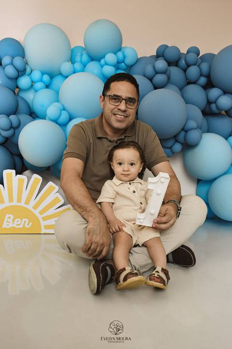 Ensaio de Acompanhamento de bebê. Evelyn Moura Fotografia. Fotógrafa em Niterói, Rio de Janeiro. Newborn. Festa infantil - Smash the cake - Smash the fruit - bebê - ensaio de 1 ano - viral - disney - festa de aniversário - volta ao sol '