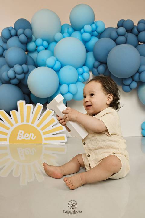 Ensaio de Acompanhamento de bebê. Evelyn Moura Fotografia. Fotógrafa em Niterói, Rio de Janeiro. Newborn. Festa infantil - Smash the cake - Smash the fruit - bebê - ensaio de 1 ano - viral - disney - festa de aniversário - volta ao sol '