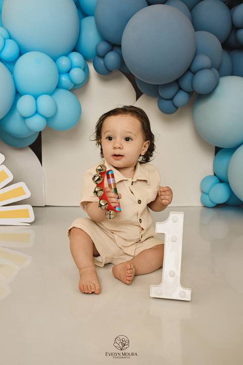 Ensaio de Acompanhamento de bebê. Evelyn Moura Fotografia. Fotógrafa em Niterói, Rio de Janeiro. Newborn. Festa infantil - Smash the cake - Smash the fruit - bebê - ensaio de 1 ano - viral - disney - festa de aniversário - volta ao sol '