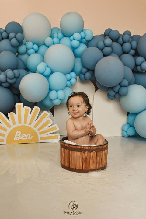 Ensaio de Acompanhamento de bebê. Evelyn Moura Fotografia. Fotógrafa em Niterói, Rio de Janeiro. Newborn. Festa infantil - Smash the cake - Smash the fruit - bebê - ensaio de 1 ano - viral - disney - festa de aniversário - volta ao sol '