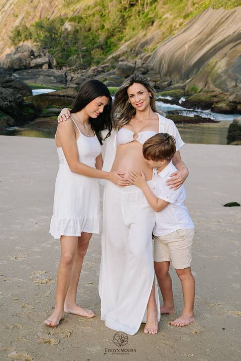 Ensaio Lifestyle Gestante - Ensaio Gestante Estúdio - Niterói, Rio de Janeiro - Evelyn Moura Fotografia - Ensaio de Gestante - Gestante - Newborn - Ensaio em casa - Doce gestar - ensaio estúdio gestante - parto - maternidade - ensaio externo em niterói'