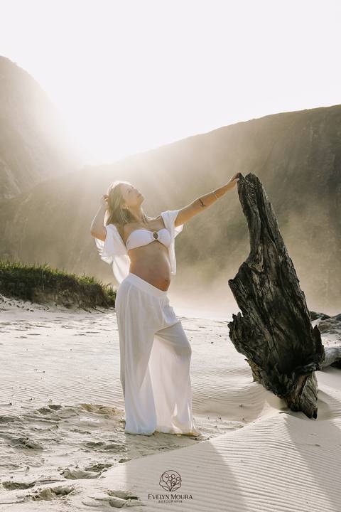 Ensaio Lifestyle Gestante - Ensaio Gestante Estúdio - Niterói, Rio de Janeiro - Evelyn Moura Fotografia - Ensaio de Gestante - Gestante - Newborn - Ensaio em casa - Doce gestar - ensaio estúdio gestante - parto - maternidade - ensaio externo em niterói'