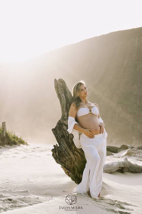 Ensaio Lifestyle Gestante - Ensaio Gestante Estúdio - Niterói, Rio de Janeiro - Evelyn Moura Fotografia - Ensaio de Gestante - Gestante - Newborn - Ensaio em casa - Doce gestar - ensaio estúdio gestante - parto - maternidade - ensaio externo em niterói'