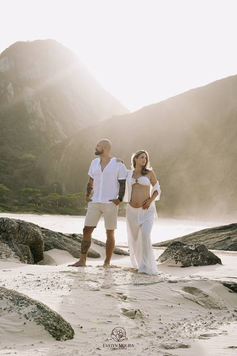 Ensaio Lifestyle Gestante - Ensaio Gestante Estúdio - Niterói, Rio de Janeiro - Evelyn Moura Fotografia - Ensaio de Gestante - Gestante - Newborn - Ensaio em casa - Doce gestar - ensaio estúdio gestante - parto - maternidade - ensaio externo em niterói'