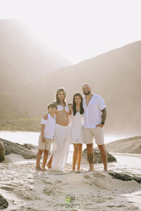 Ensaio Lifestyle Gestante - Ensaio Gestante Estúdio - Niterói, Rio de Janeiro - Evelyn Moura Fotografia - Ensaio de Gestante - Gestante - Newborn - Ensaio em casa - Doce gestar - ensaio estúdio gestante - parto - maternidade - ensaio externo em niterói'