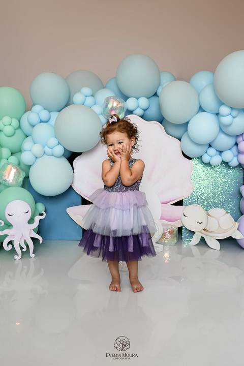 Ensaio de Acompanhamento de bebê. Evelyn Moura Fotografia. Fotógrafa em Niterói, Rio de Janeiro. Newborn. Festa infantil - Smash the cake - Smash the fruit - bebê - ensaio de 1 ano - viral - disney - festa de aniversário - volta ao sol '