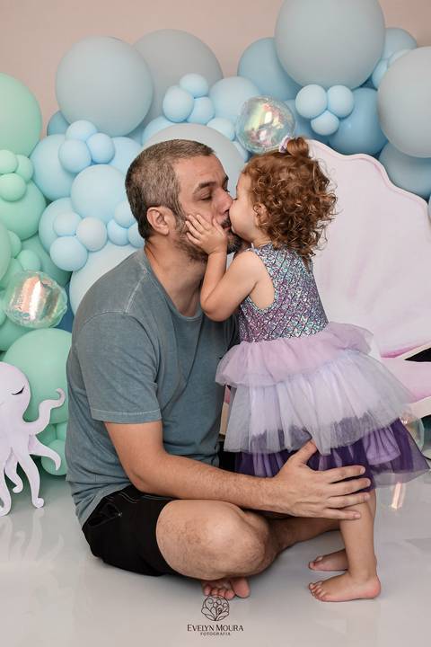 Ensaio de Acompanhamento de bebê. Evelyn Moura Fotografia. Fotógrafa em Niterói, Rio de Janeiro. Newborn. Festa infantil - Smash the cake - Smash the fruit - bebê - ensaio de 1 ano - viral - disney - festa de aniversário - volta ao sol '