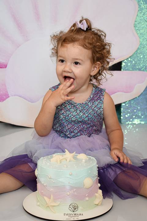Ensaio de Acompanhamento de bebê. Evelyn Moura Fotografia. Fotógrafa em Niterói, Rio de Janeiro. Newborn. Festa infantil - Smash the cake - Smash the fruit - bebê - ensaio de 1 ano - viral - disney - festa de aniversário - volta ao sol '