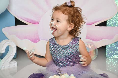 Ensaio de Acompanhamento de bebê. Evelyn Moura Fotografia. Fotógrafa em Niterói, Rio de Janeiro. Newborn. Festa infantil - Smash the cake - Smash the fruit - bebê - ensaio de 1 ano - viral - disney - festa de aniversário - volta ao sol Ensaio de Acompanha'
