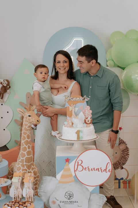 Festa Infantil - Evelyn Moura Fotografia - Fotografia em Niterói, Rio de Janeiro - casa de festa - decoração - decoração de festa - festa colorida- docinhos - bolo - criança - crianças - festa linda - tema safari- casa de festa '