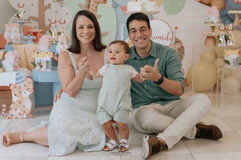 Festa Infantil - Evelyn Moura Fotografia - Fotografia em Niterói, Rio de Janeiro - casa de festa - decoração - decoração de festa - festa colorida- docinhos - bolo - criança - crianças - festa linda - tema safari- casa de festa '