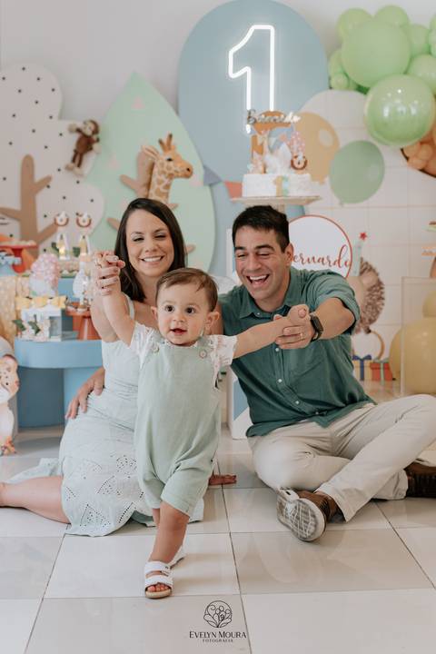 Festa Infantil - Evelyn Moura Fotografia - Fotografia em Niterói, Rio de Janeiro - casa de festa - decoração - decoração de festa - festa colorida- docinhos - bolo - criança - crianças - festa linda - tema safari- casa de festa '