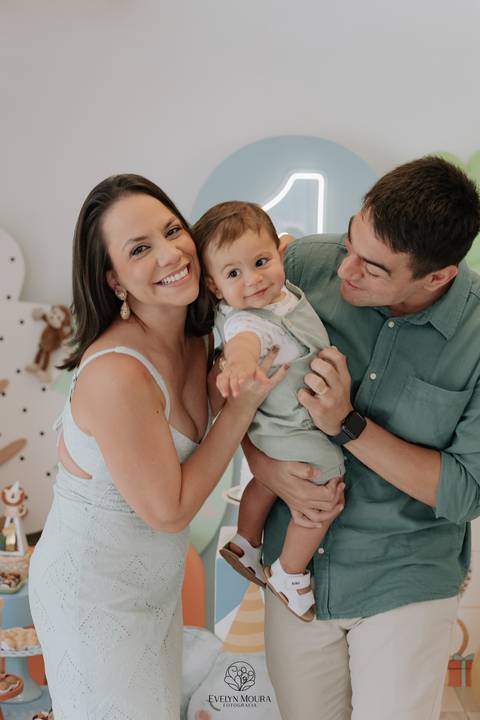 Festa Infantil - Evelyn Moura Fotografia - Fotografia em Niterói, Rio de Janeiro - casa de festa - decoração - decoração de festa - festa colorida- docinhos - bolo - criança - crianças - festa linda - tema safari- casa de festa '