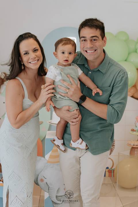 Festa Infantil - Evelyn Moura Fotografia - Fotografia em Niterói, Rio de Janeiro - casa de festa - decoração - decoração de festa - festa colorida- docinhos - bolo - criança - crianças - festa linda - tema safari- casa de festa '