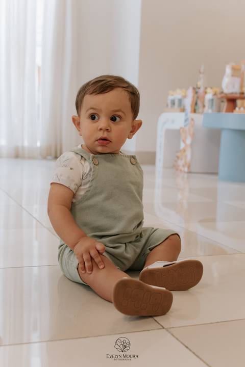 Festa Infantil - Evelyn Moura Fotografia - Fotografia em Niterói, Rio de Janeiro - casa de festa - decoração - decoração de festa - festa colorida- docinhos - bolo - criança - crianças - festa linda - tema safari- casa de festa '