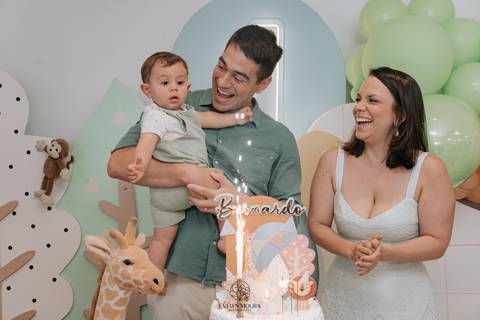 Festa Infantil - Evelyn Moura Fotografia - Fotografia em Niterói, Rio de Janeiro - casa de festa - decoração - decoração de festa - festa colorida- docinhos - bolo - criança - crianças - festa linda - tema safari- casa de festa '